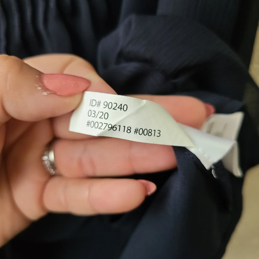 Express Ruffle Square Neck Tank - Picture 7 of 9